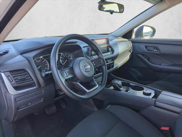 Used 2024 Nissan Rogue S AWD/4WD image 10