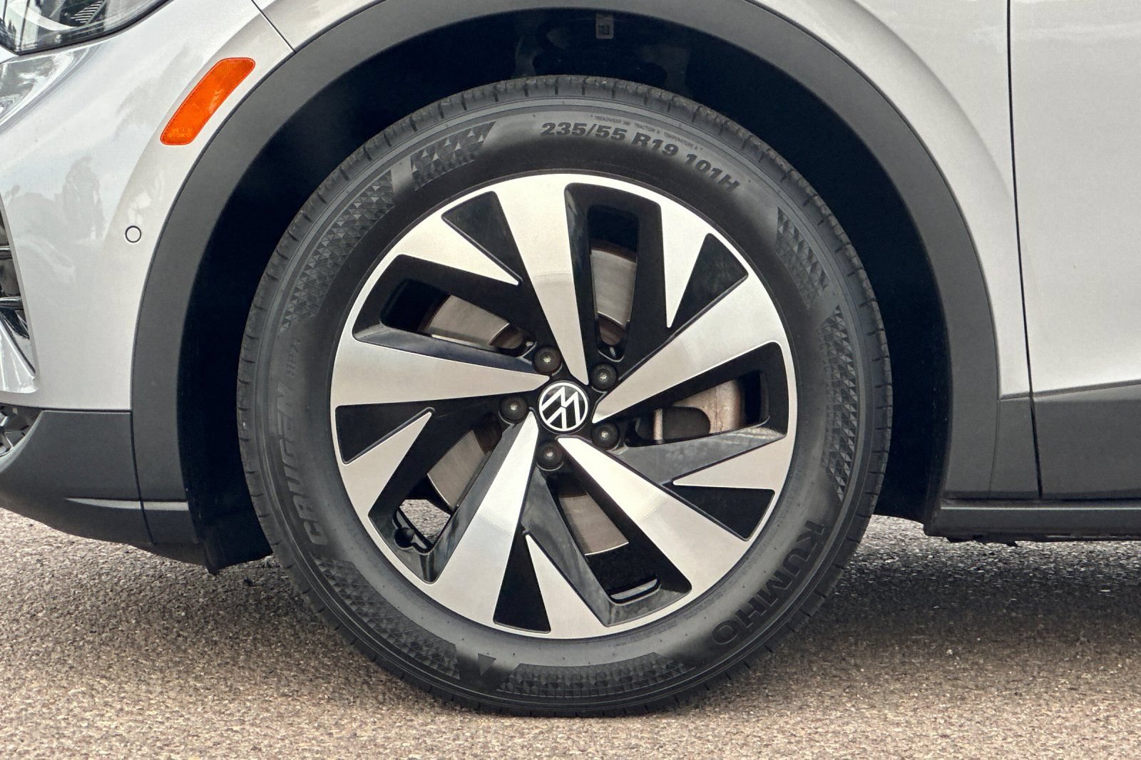 Used 2023 Volkswagen ID.4 Pro RWD image 26