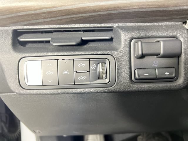 Used 2026 GMC Sierra EV Denali AWD/4WD image 17