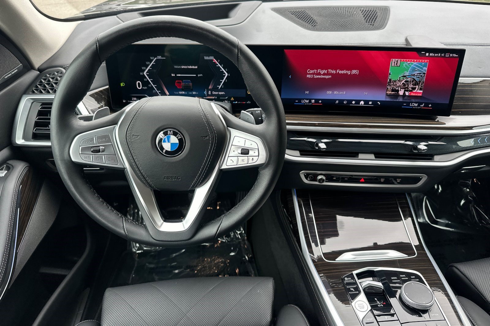 Used 2025 BMW X7 xDrive40i w/ Premium Package AWD/4WD image 18