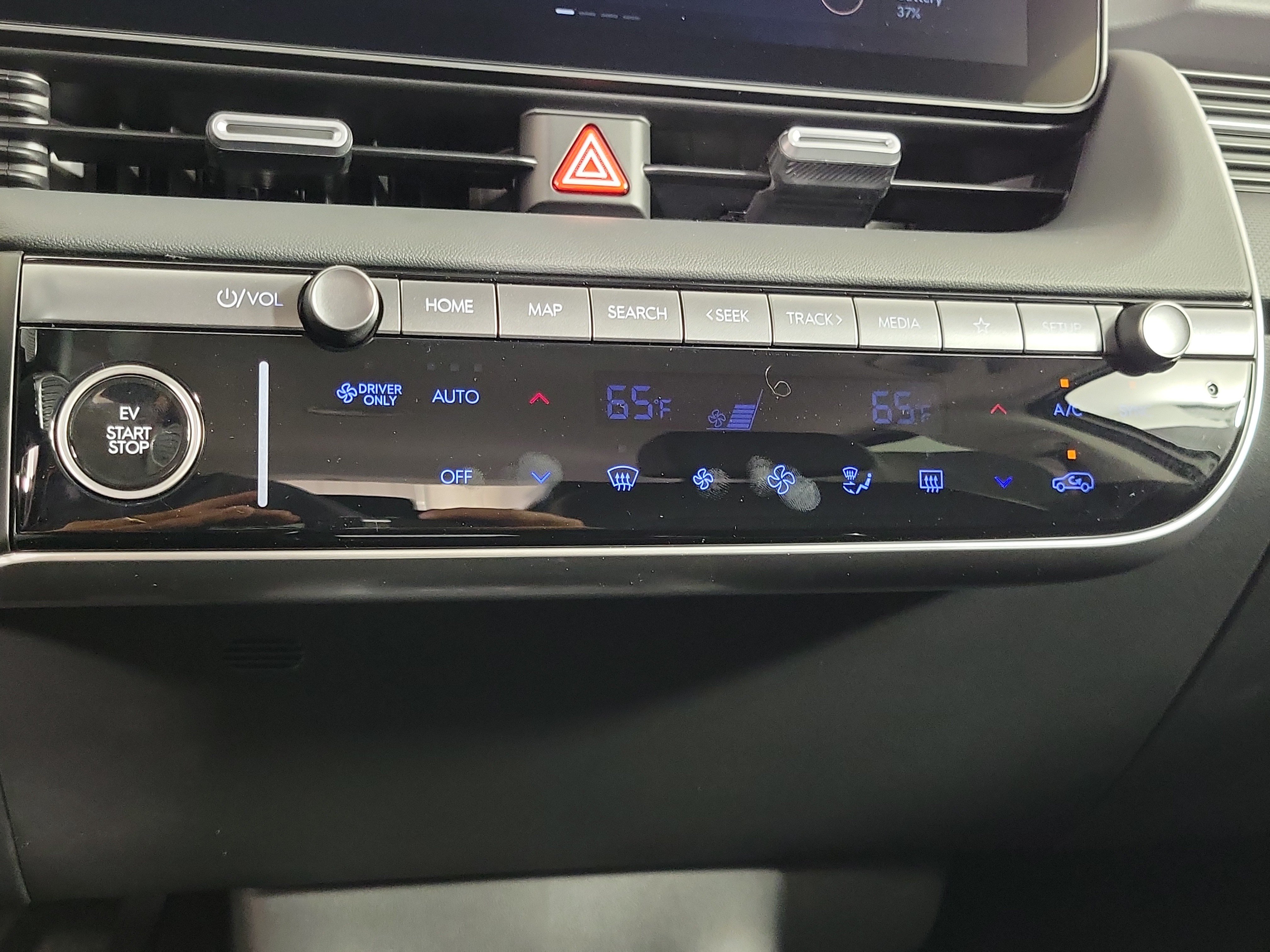 New 2026 Hyundai Ioniq 5 SEL AWD/4WD image 16