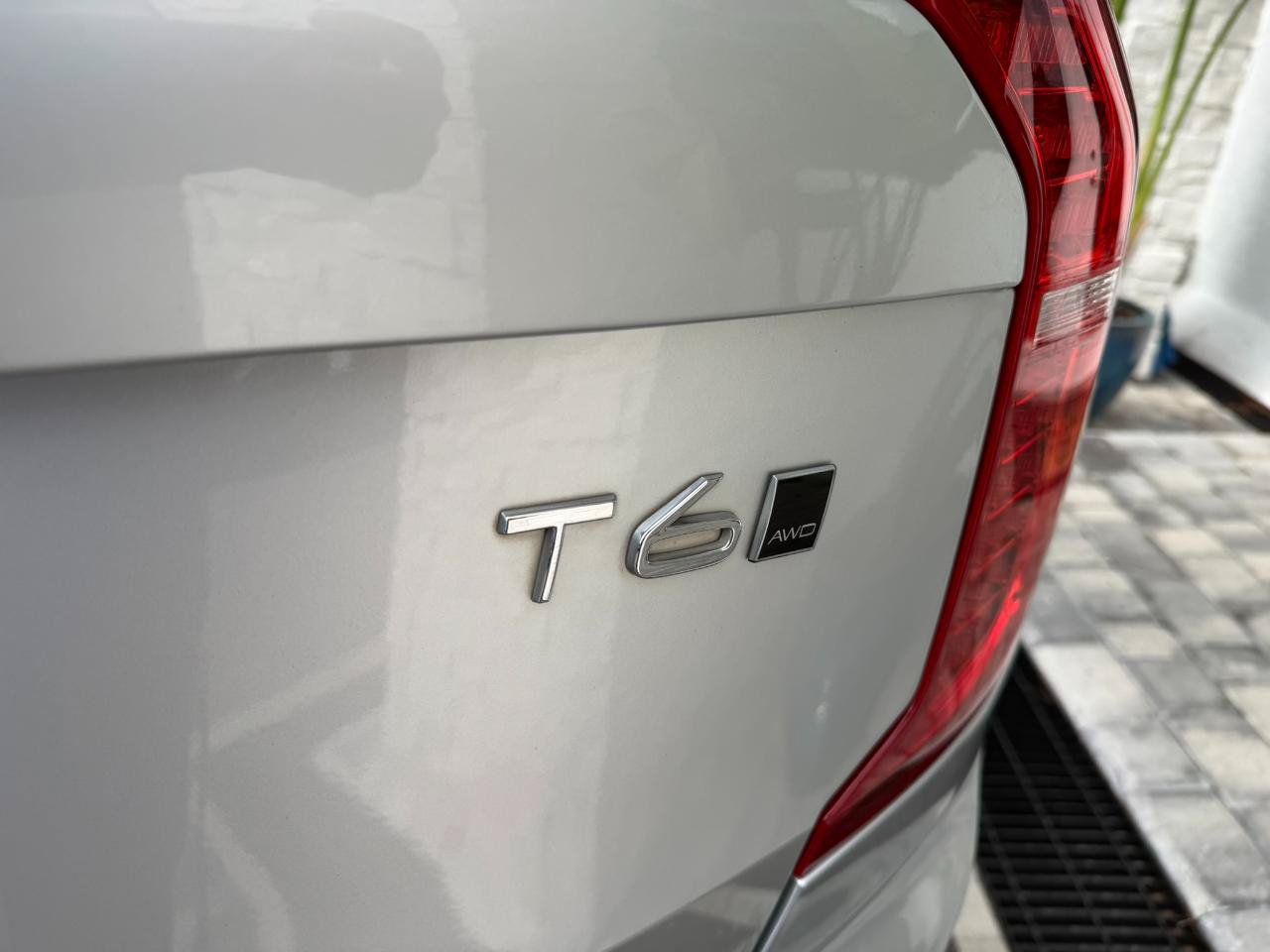 Used 2018 Volvo XC90 T6 Momentum w/ Convenience Package AWD/4WD image 14