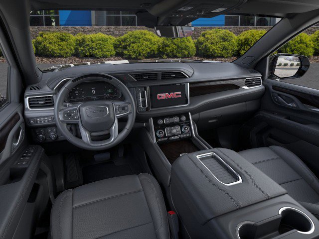 New 2025 Mercedes-Benz C 43 AMG 4MATIC Sedan image 43