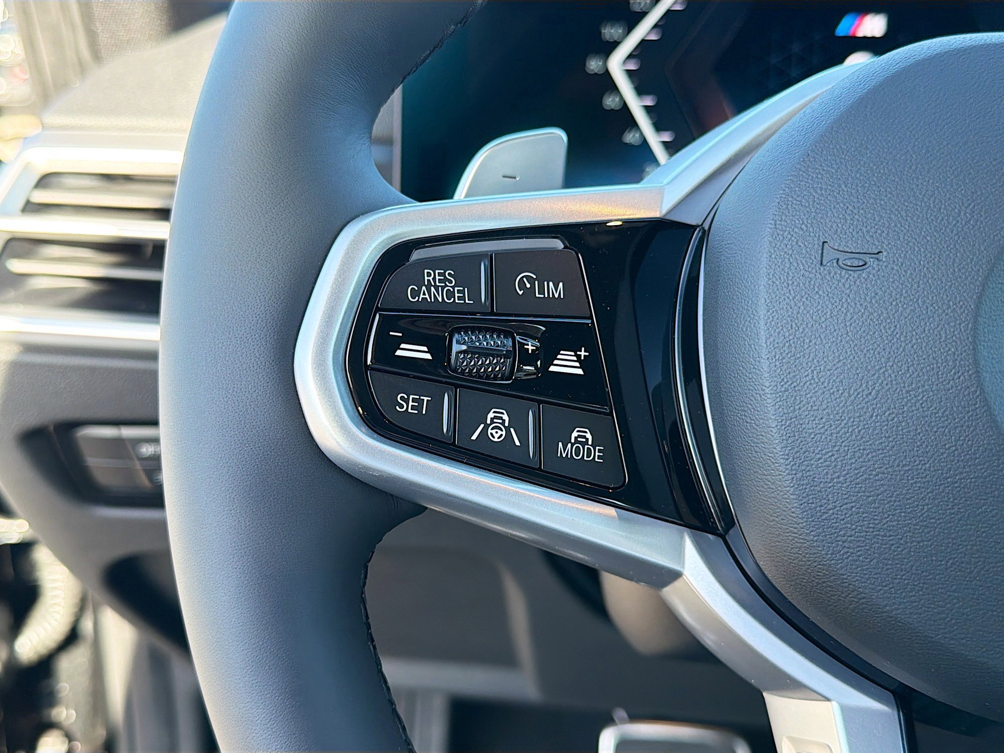 New 2026 BMW 330i xDrive Sedan w/ M Sport Package image 38