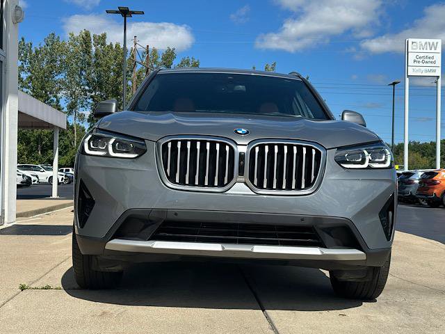 Used 2024 BMW X3 xDrive30i w/ Premium Package w/ZPA AWD/4WD image 2