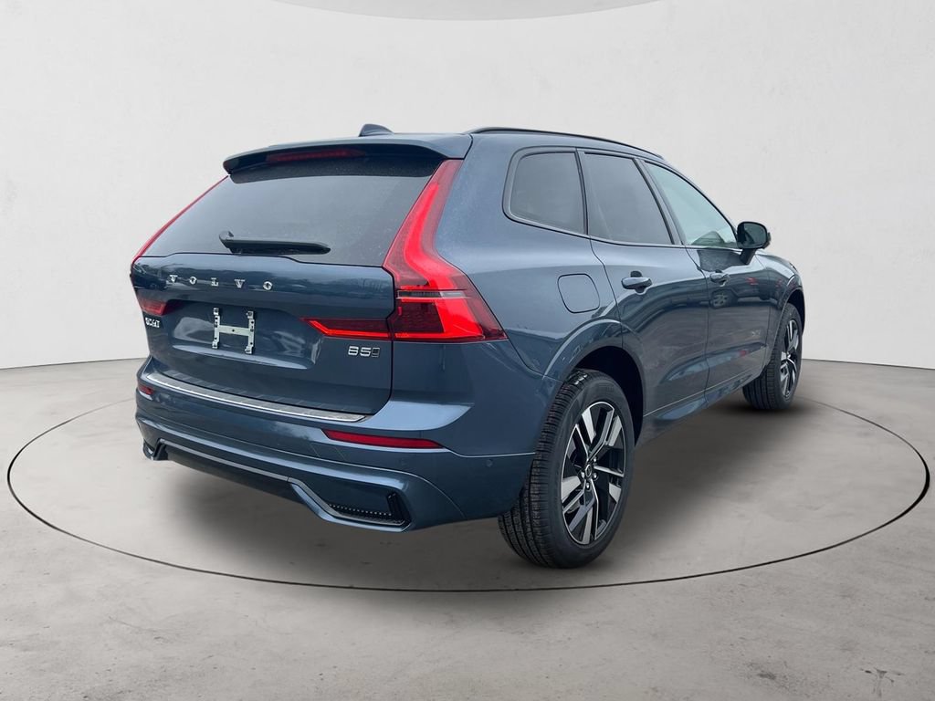 New 2026 Volvo XC60 B5 Plus w/ Protection Package Premier AWD/4WD image 5