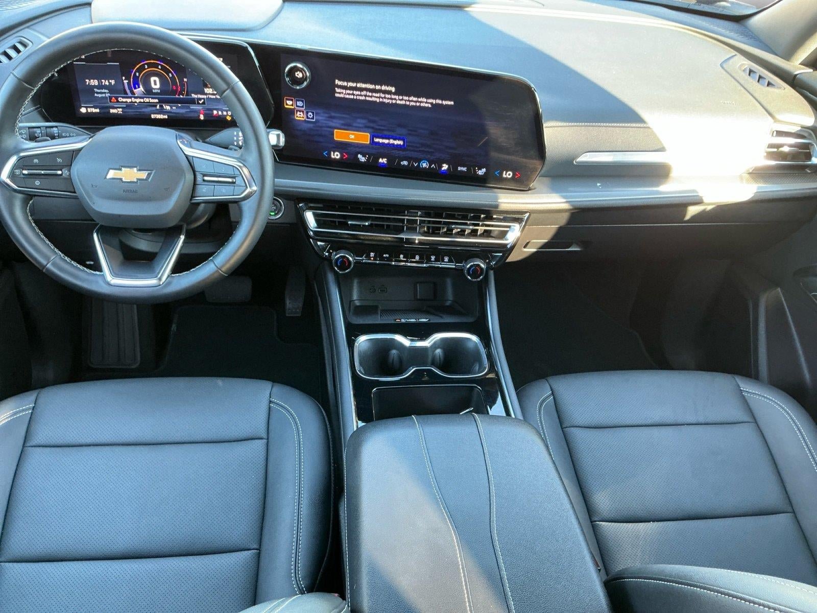 Used 2026 Chevrolet Traverse LT AWD/4WD image 11