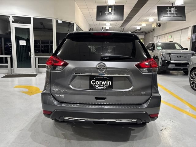 Used 2017 Nissan Rogue SL FWD image 5