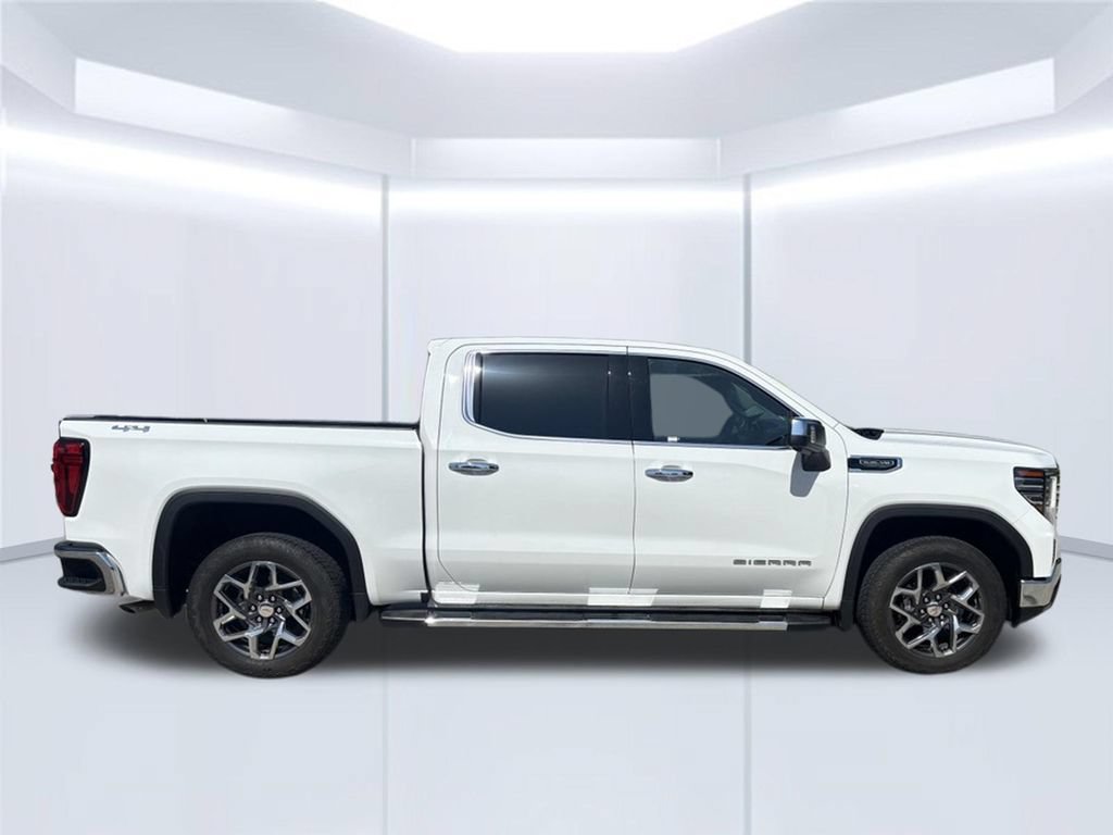 Used 2025 GMC Sierra 1500 SLT w/ SLT Premium Package AWD/4WD image 4