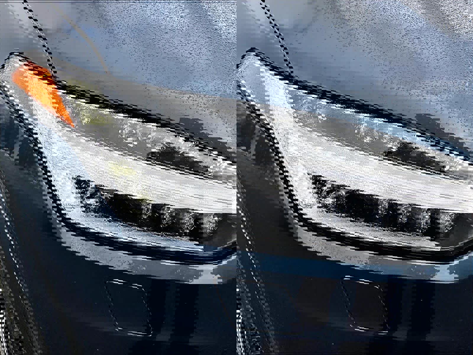 Used 2024 Volvo XC90 B6 Plus w/ Protection Package Premier image 34