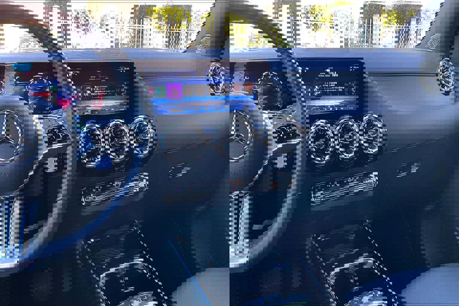 Used 2025 Mercedes-Benz GLA 250 image 6