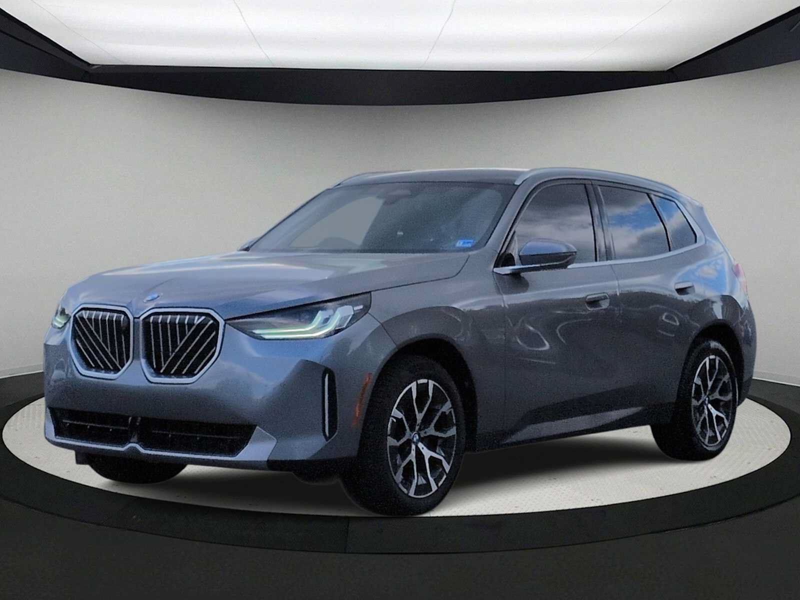 Used 2026 BMW X3 xDrive30i AWD/4WD image 4