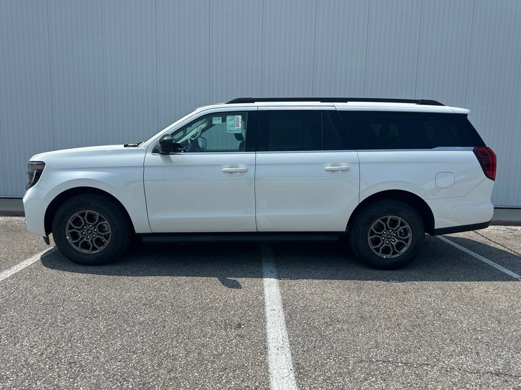 New 2027 Ford Expedition Max Active AWD/4WD image 3