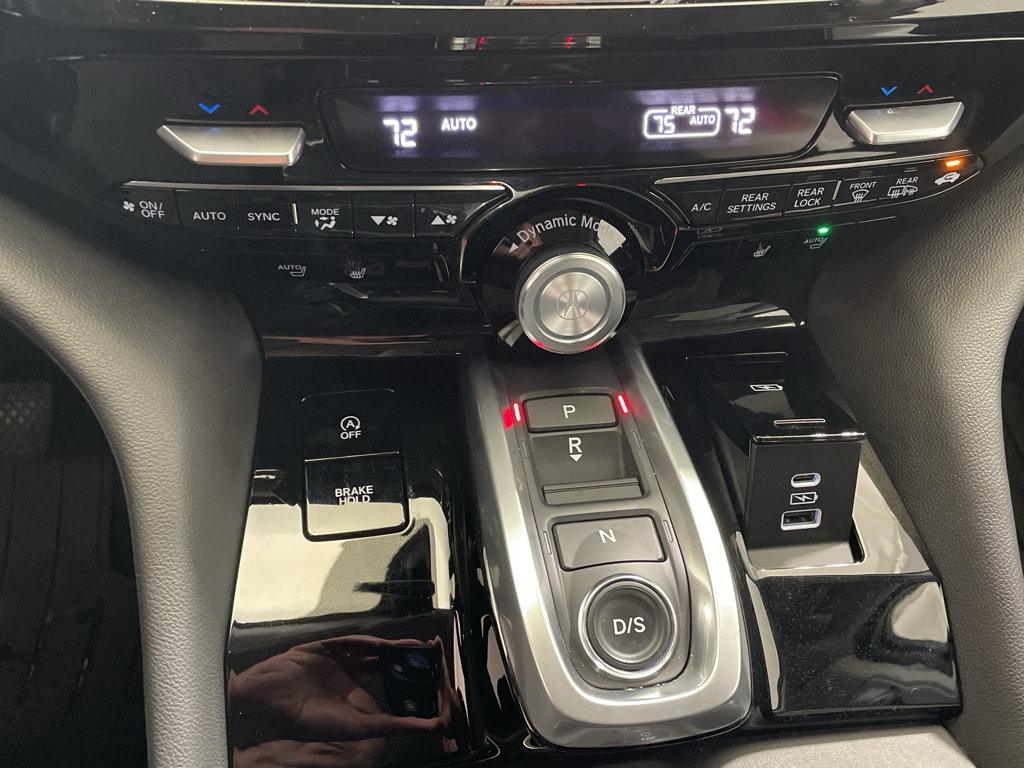 Used 2024 Acura MDX SH-AWD image 21