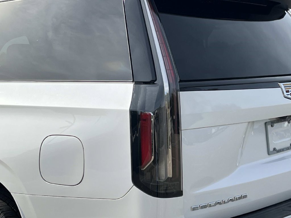 Used 2021 Cadillac Escalade ESV Sport Platinum AWD/4WD image 10