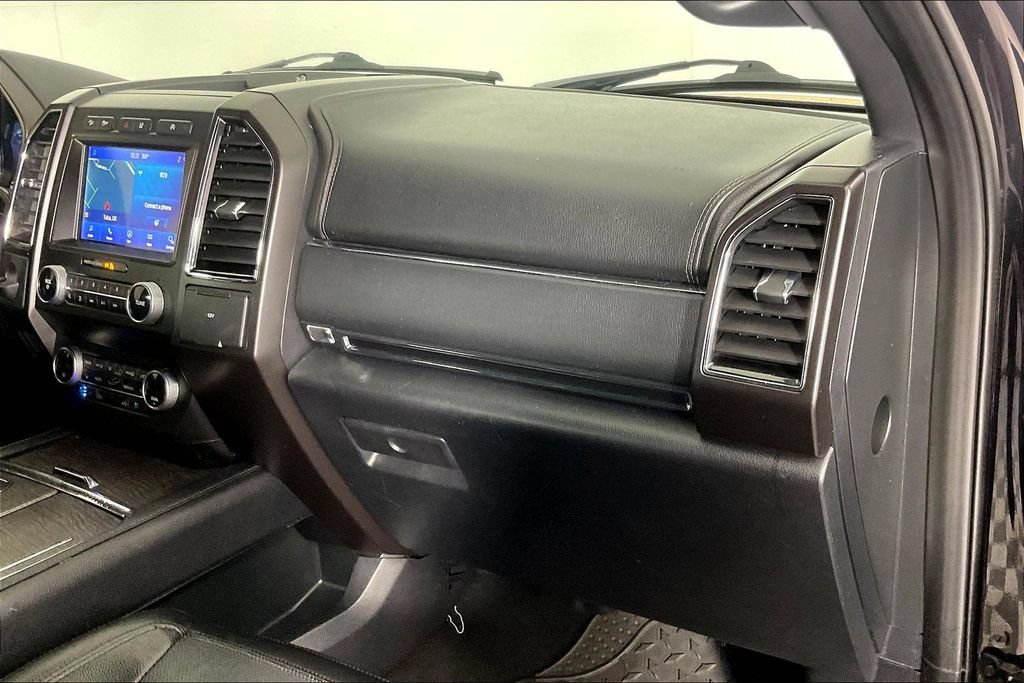 Used 2021 Ford Expedition Max Limited AWD/4WD image 18