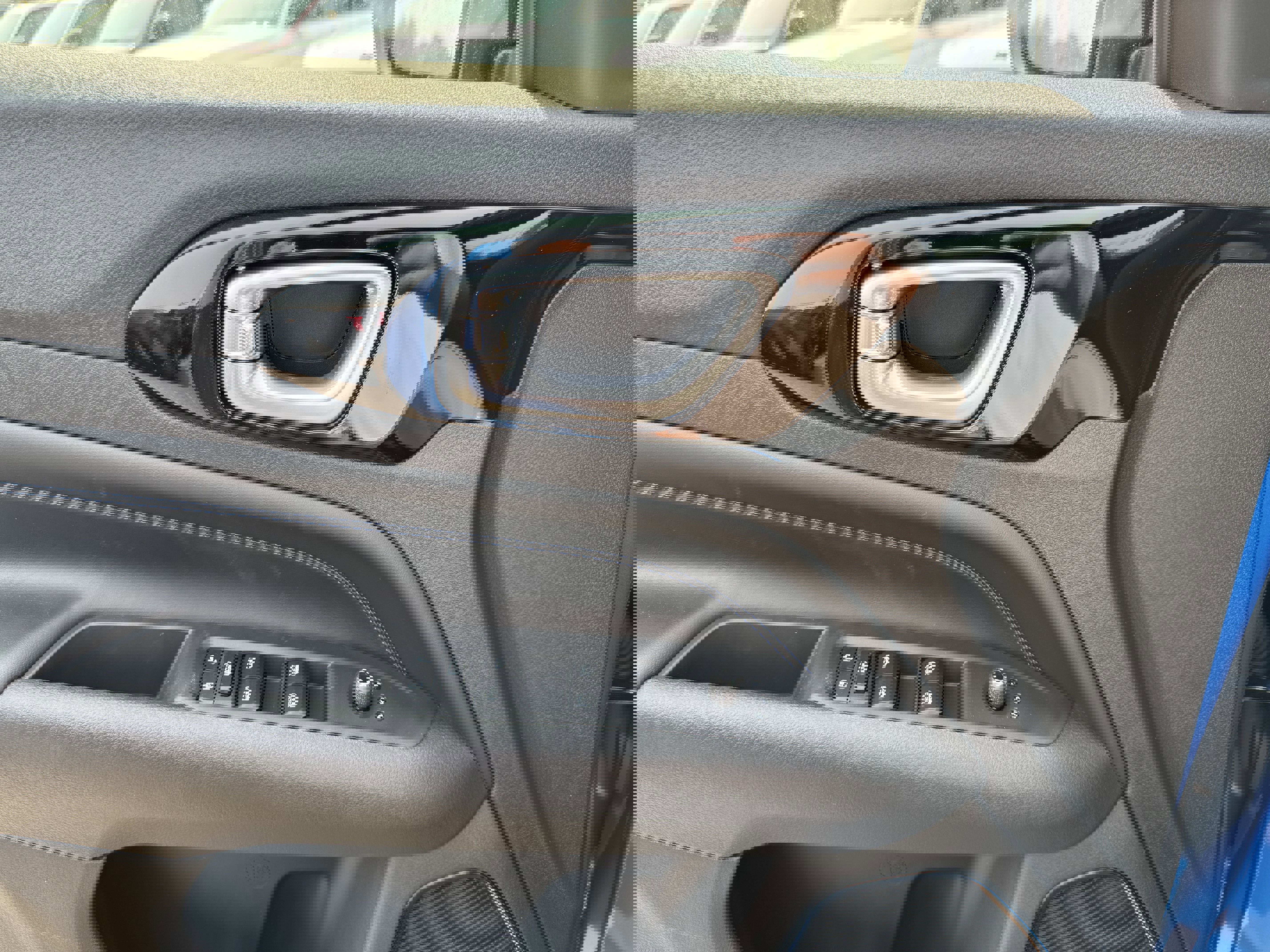 New 2025 Jeep Compass Limited w/ Sun & Sound Group image 14