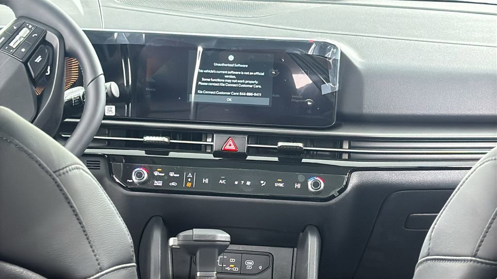 New 2026 Kia Sportage EX image 17