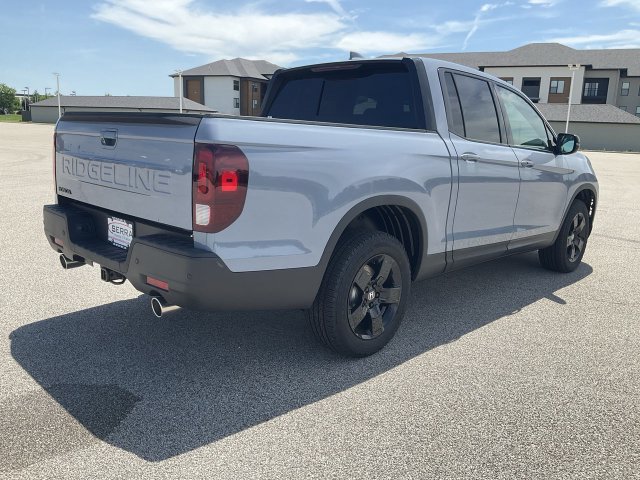 New 2026 Honda Ridgeline Black Edition image 14