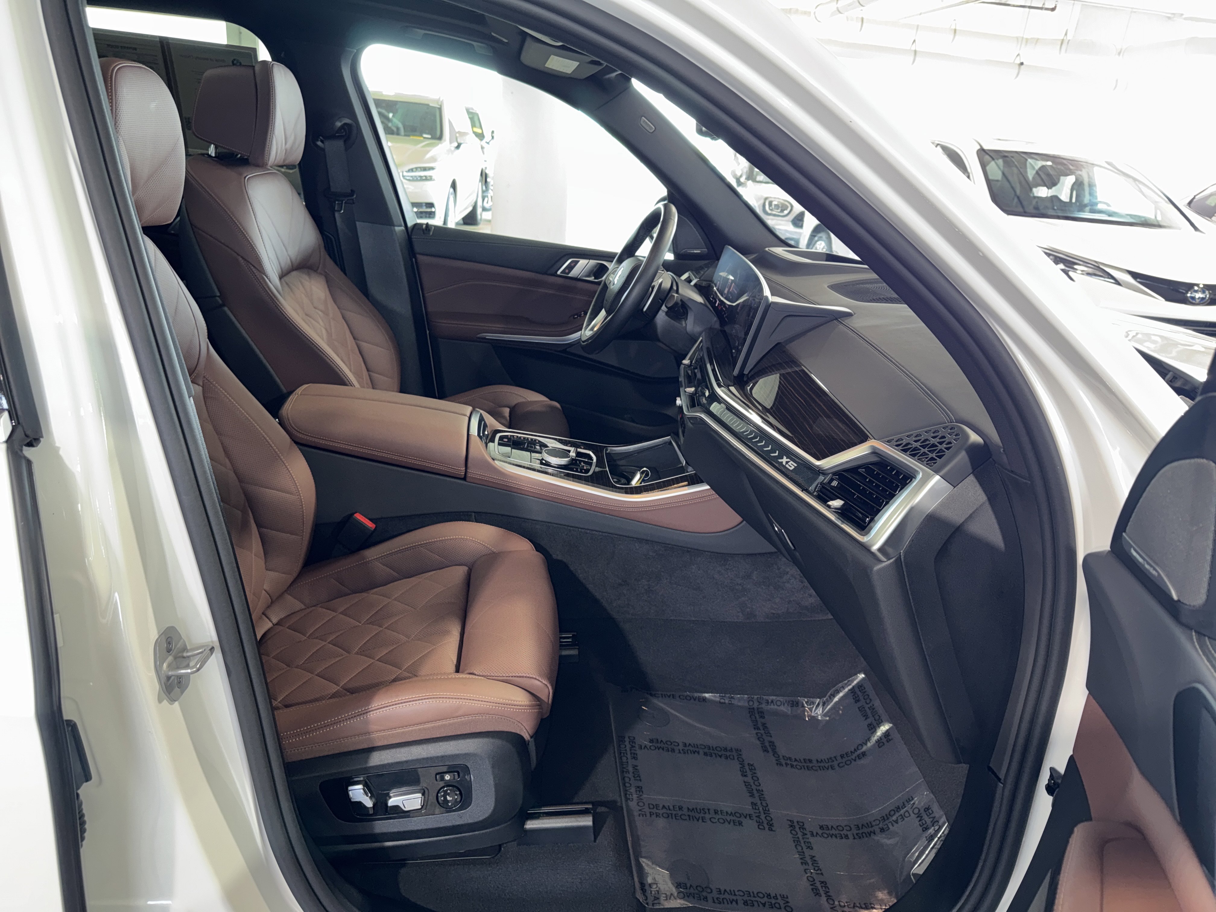 Used 2026 BMW X5 xDrive40i w/ Climate Comfort Package image 10