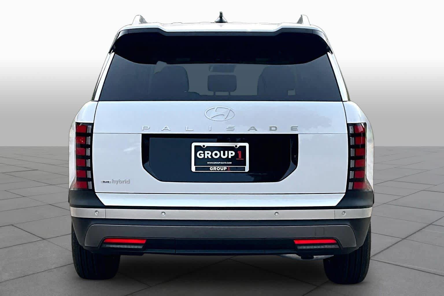 New 2026 Hyundai Palisade FWD Hybrid image 4