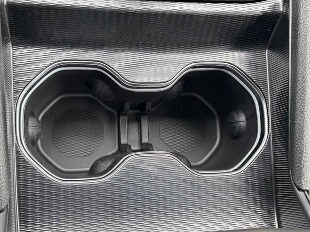 New 2026 Jeep Grand Cherokee Altitude AWD/4WD image 24