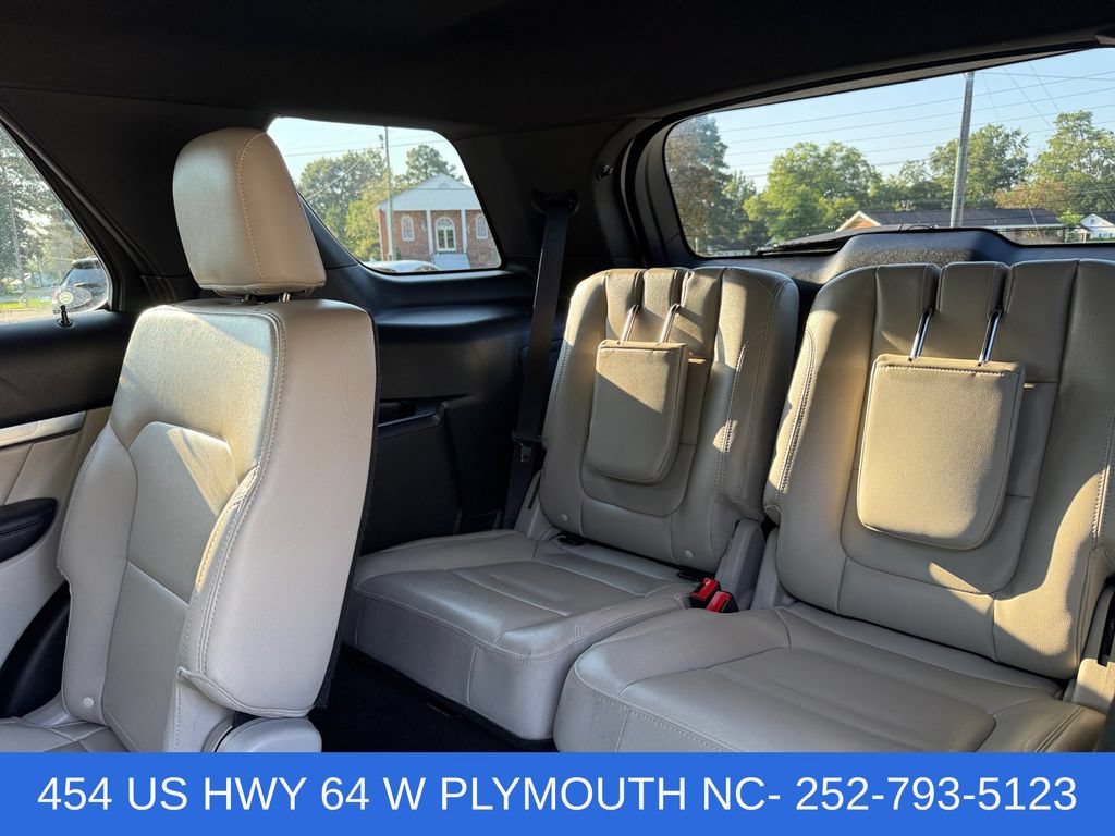 Used 2019 Ford Explorer XLT w/ Equipment Group 202A FWD image 24