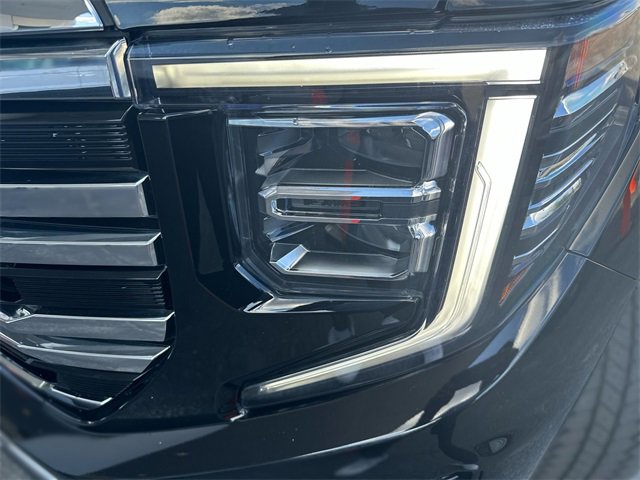 Used 2023 GMC Sierra 1500 SLT w/ SLT Premium Package image 9