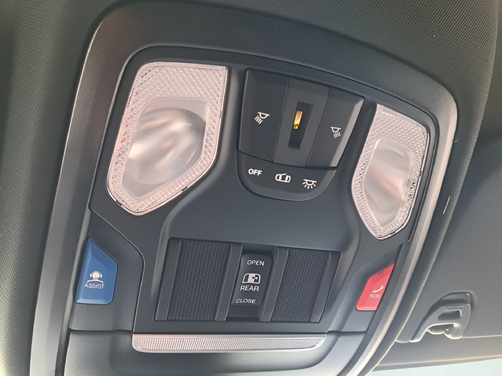 New 2026 RAM 2500 Tradesman AWD/4WD image 13