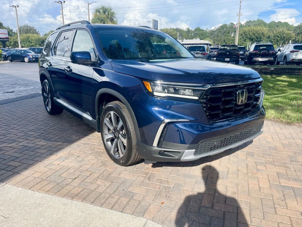 Used 2024 Honda Pilot Elite image 8