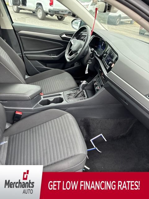 Used 2024 Volkswagen Jetta S FWD image 9