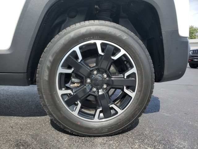 Used 2023 Jeep Renegade Trailhawk w/ Trailhawk Elite Group AWD/4WD image 9