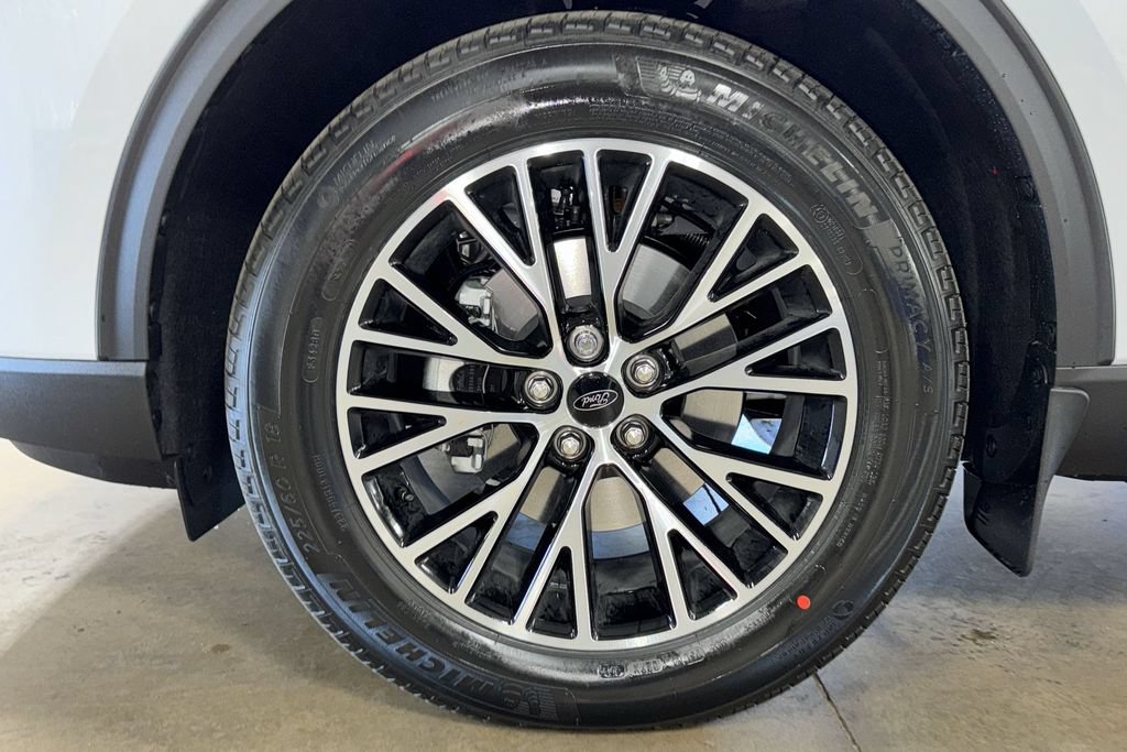 New 2025 Ford Escape SE FWD image 21