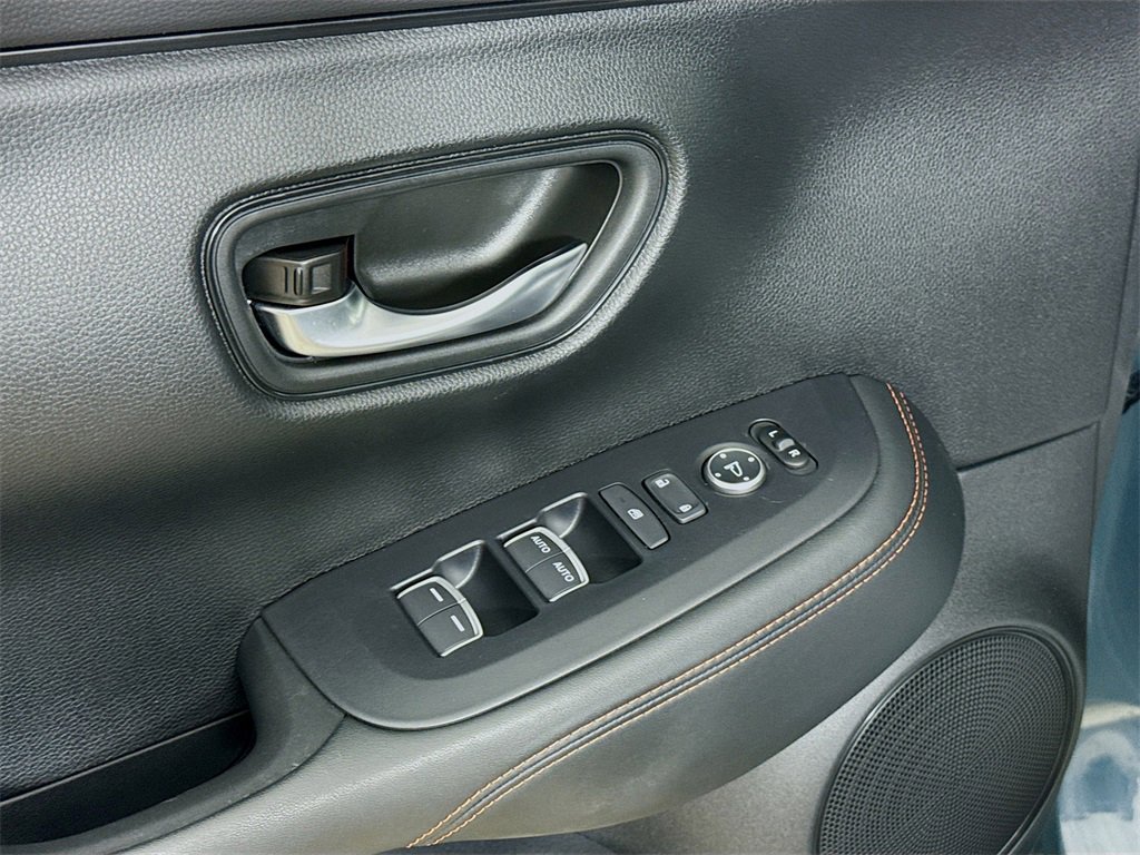 Used 2024 Honda HR-V Sport image 18