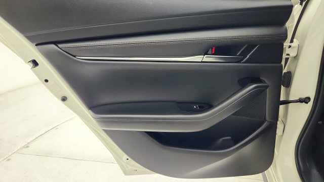 Used 2021 MAZDA MAZDA3 s FWD image 21