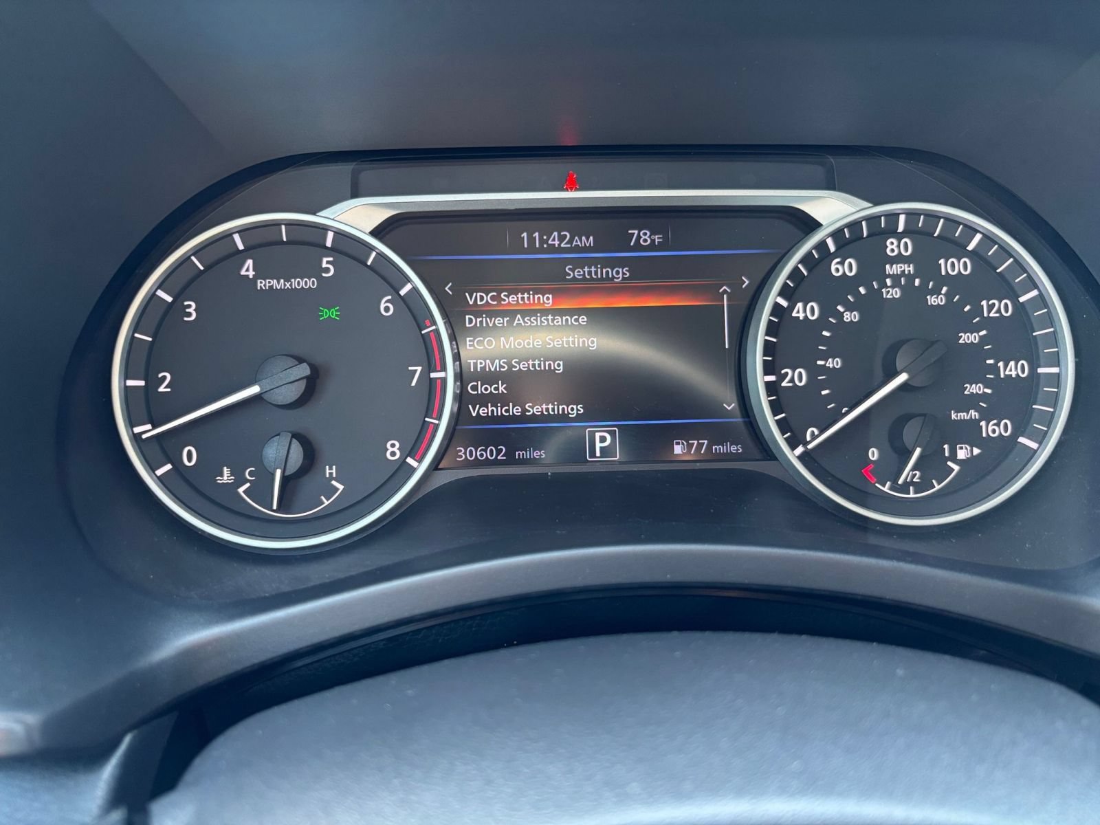 Used 2025 Nissan Sentra SV FWD image 33