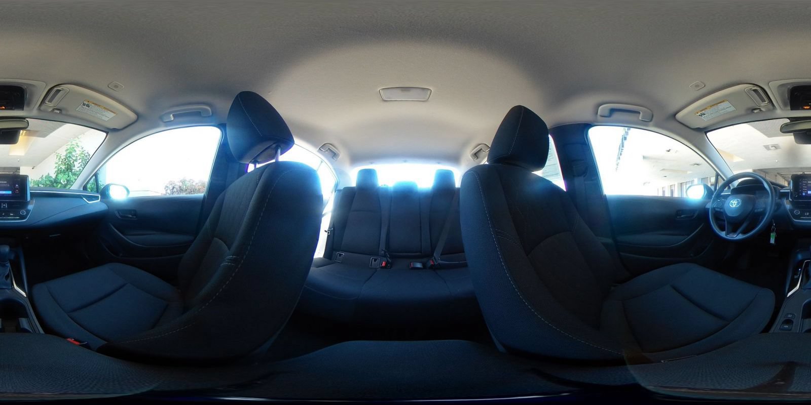 Used 2025 Toyota Corolla LE FWD image 74