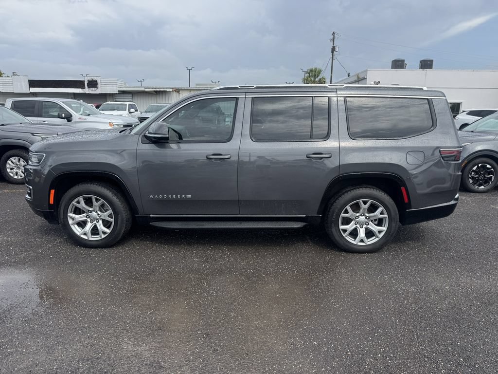 Used 2022 Jeep Wagoneer Series I w/ Premium Group I AWD/4WD image 5