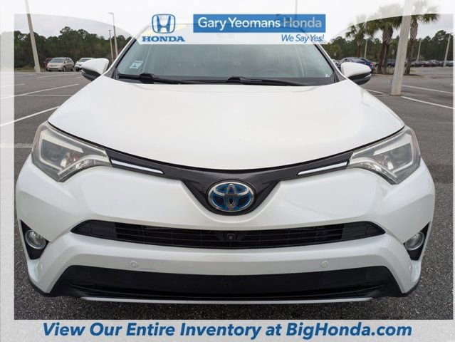 Used 2018 Toyota RAV4 Limited w/ Advanced Technology Package image 11