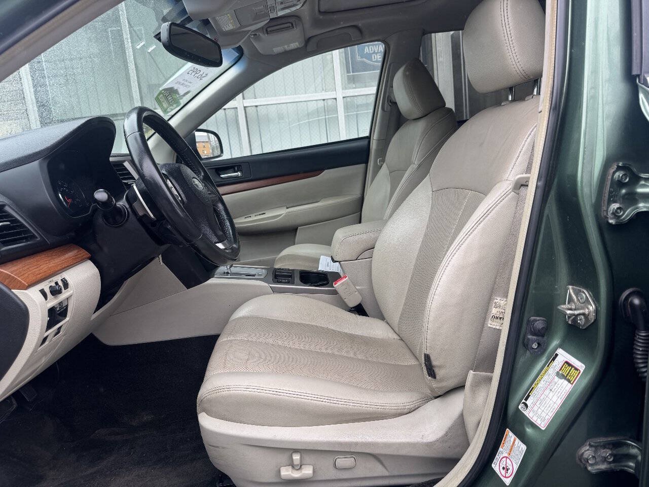 Used 2014 Subaru Outback 2.5i Limited AWD/4WD image 11