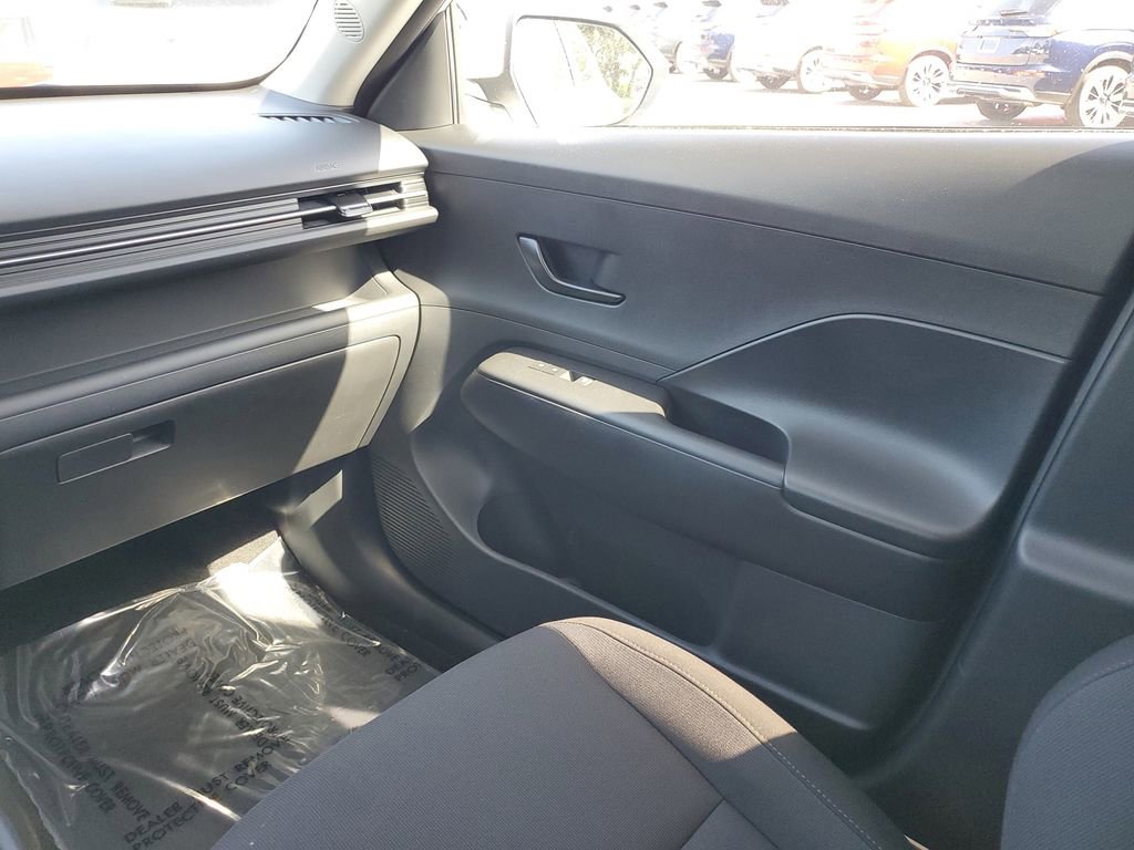 Used 2024 Hyundai Kona SEL FWD image 10