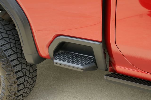 Used 2024 GMC Sierra 2500 AT4X AWD/4WD image 12
