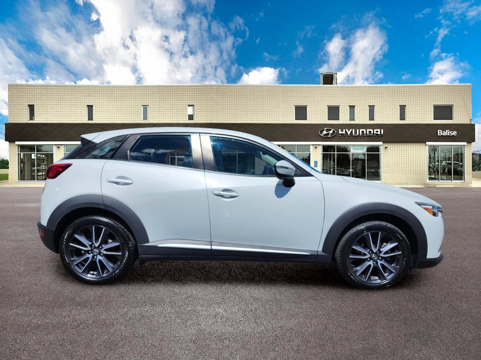 Used 2018 MAZDA CX-3 Grand Touring image 2