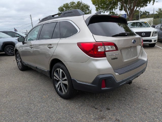 Used 2019 Subaru Outback 2.5i Limited AWD/4WD image 8