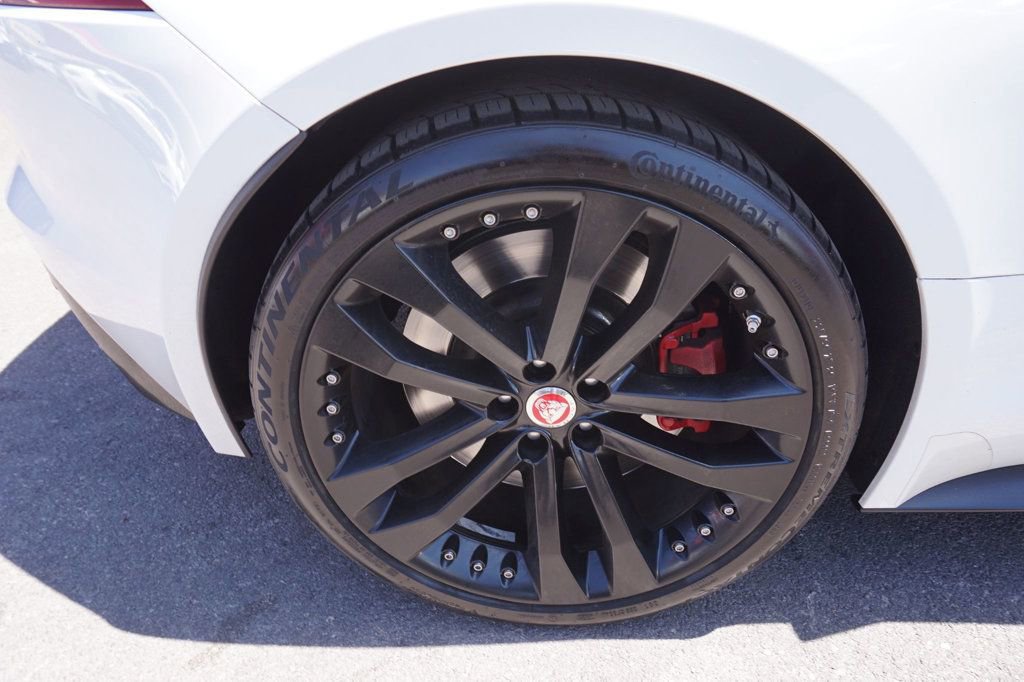 Used 2015 Jaguar F-TYPE S RWD image 17
