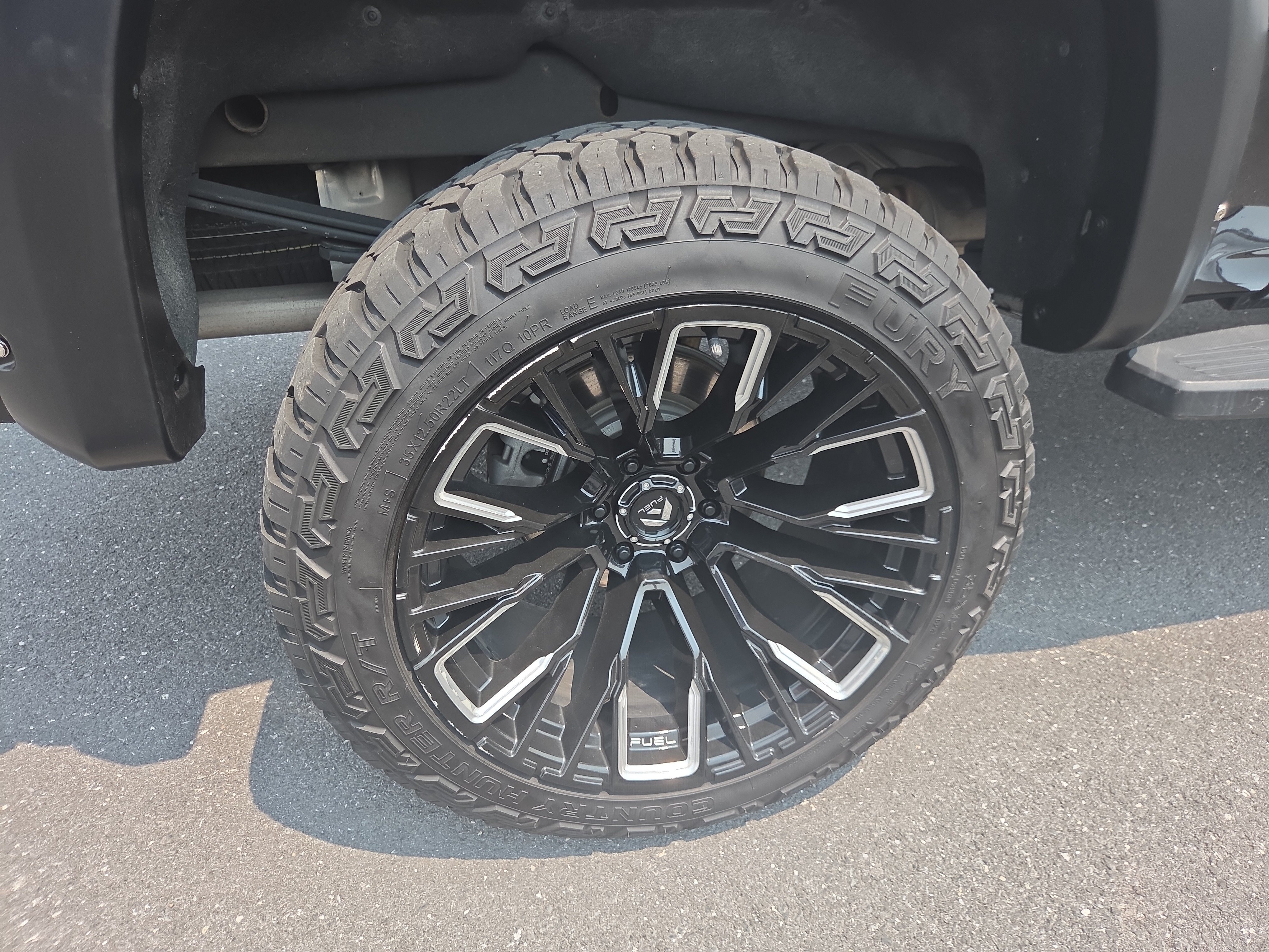 Used 2023 Chevrolet Silverado 1500 High Country w/ LPO, Dark Essentials Package AWD/4WD image 27