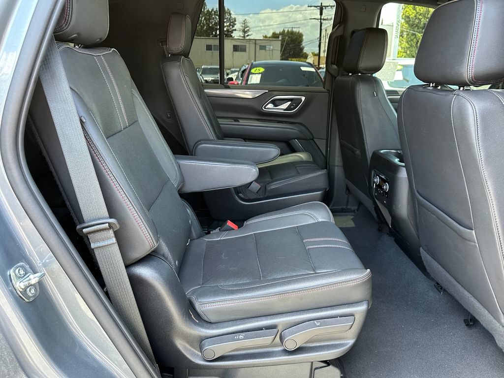 Used 2022 Chevrolet Tahoe RST w/ Luxury Package AWD/4WD image 21