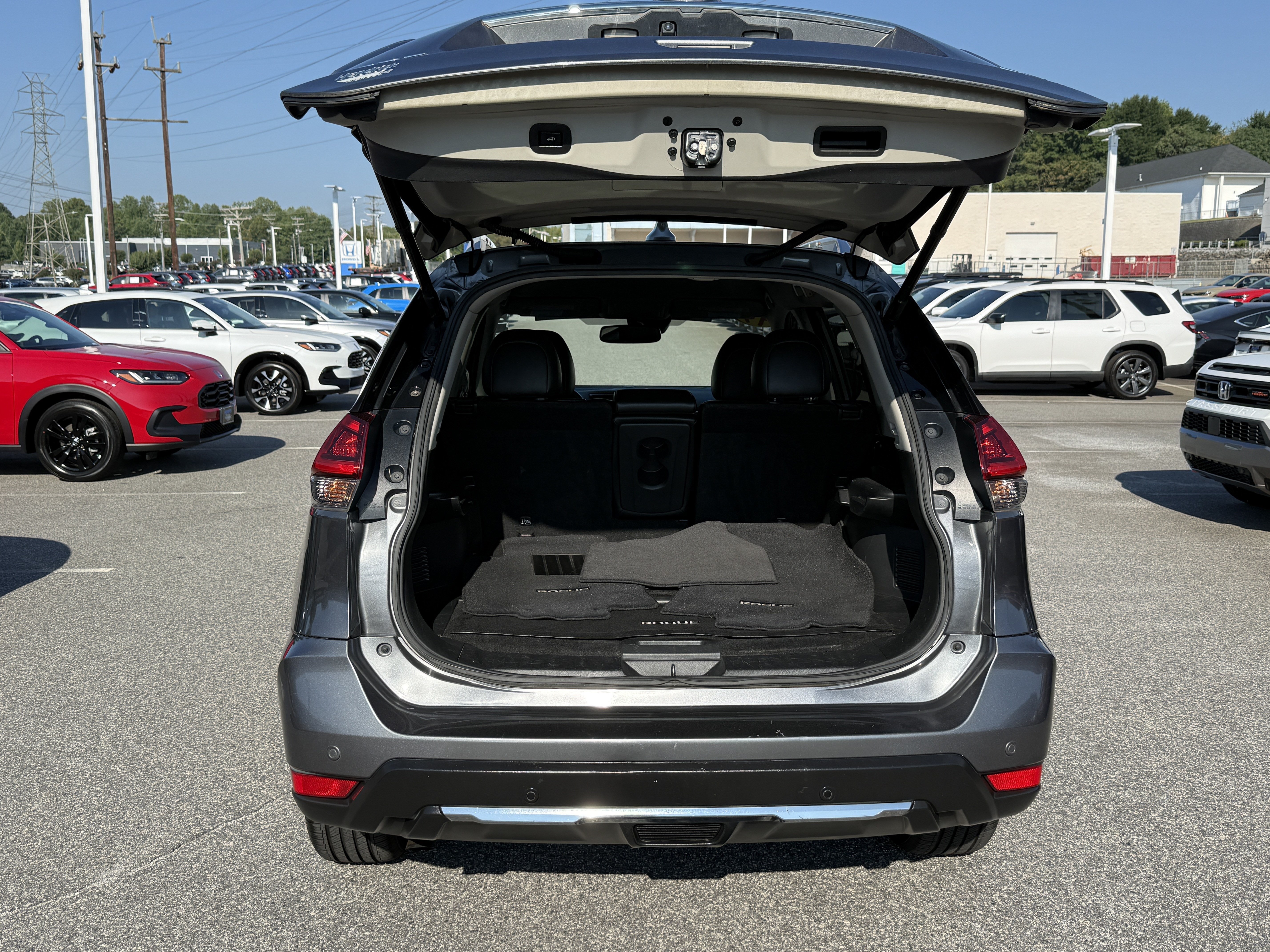 Used 2019 Nissan Rogue SL AWD/4WD image 32