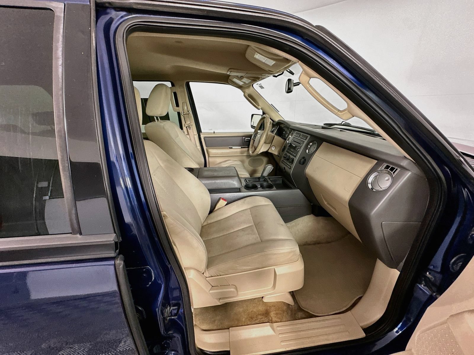 Used 2011 Ford Expedition XLT w/ HD Trailer Tow Pkg AWD/4WD image 26