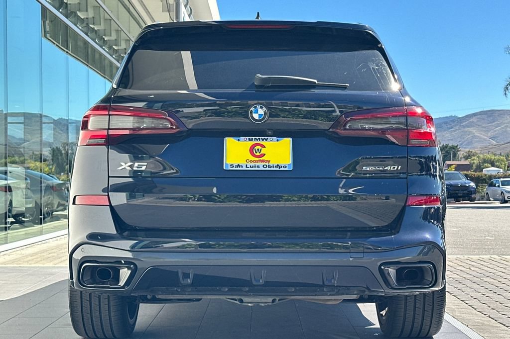 Used 2023 BMW X5 sDrive40i w/ M Sport Package RWD image 4